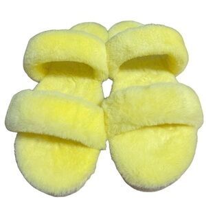 Journee Collection Yellow Relaxx Fluffy Espadrille Slippers 9M NWOB